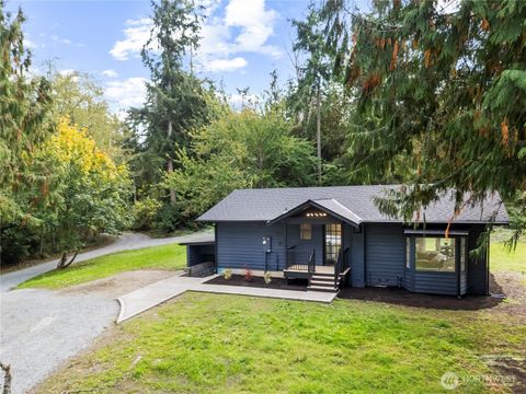 Photo of 940 Hoppy Trail Way, Camano Island, WA 98282 (MLS # 2455318)