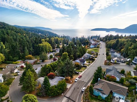 Photo of 4201 Kingsway, Anacortes, WA 98221 (MLS # 2435345)