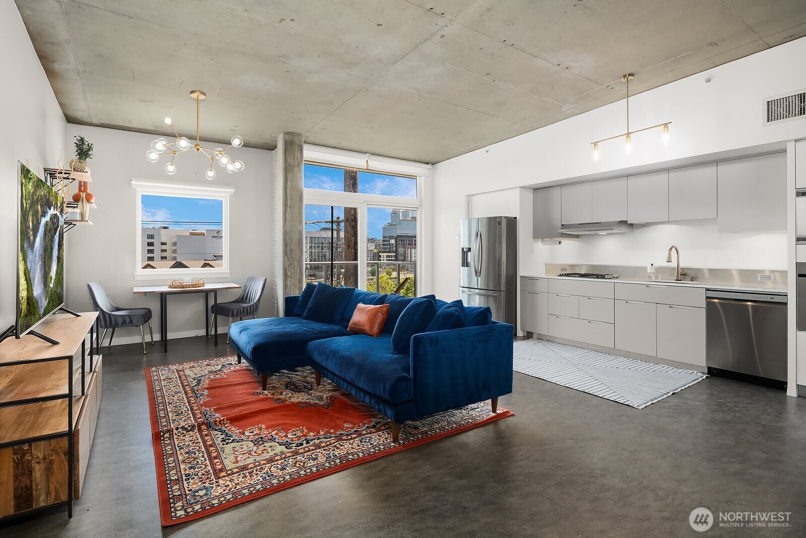 501 Roy Street T308