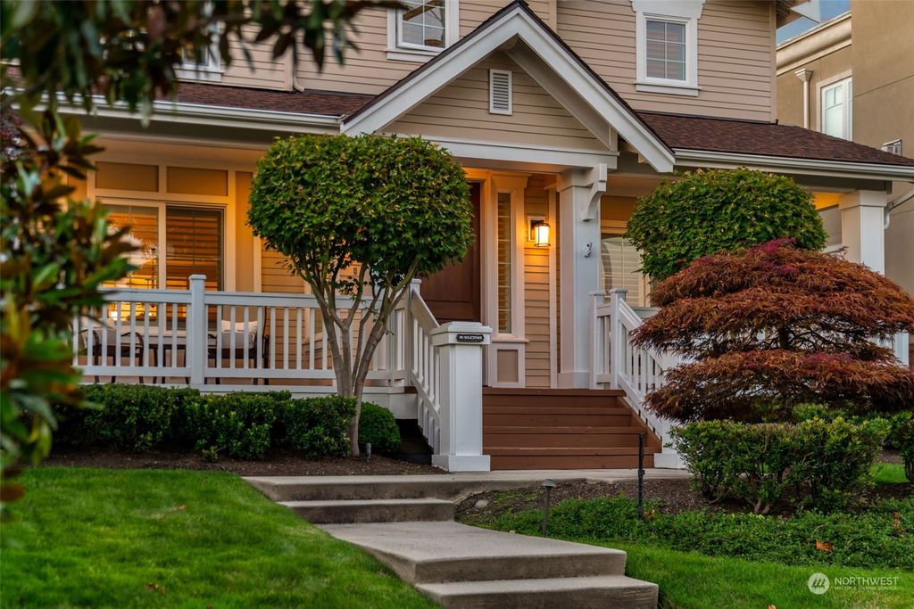 Photo of 136 7th Avenue, Kirkland, WA 98033 (MLS # 2296105)
