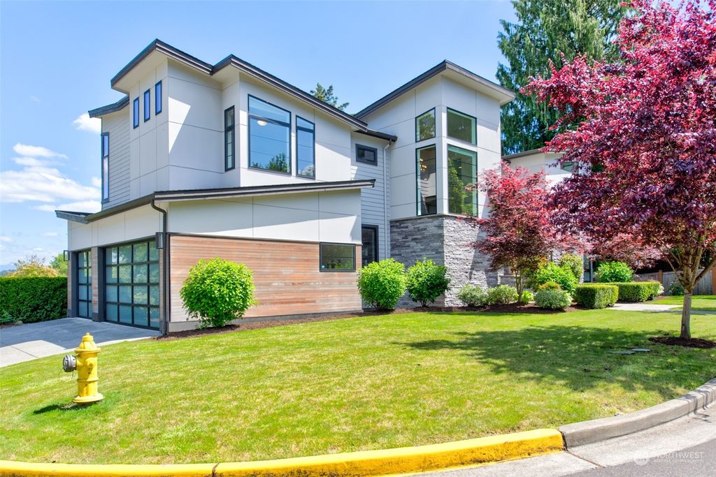 Photo of 5420 160th Place NE, Redmond, WA 98052 (MLS # 2248409)
