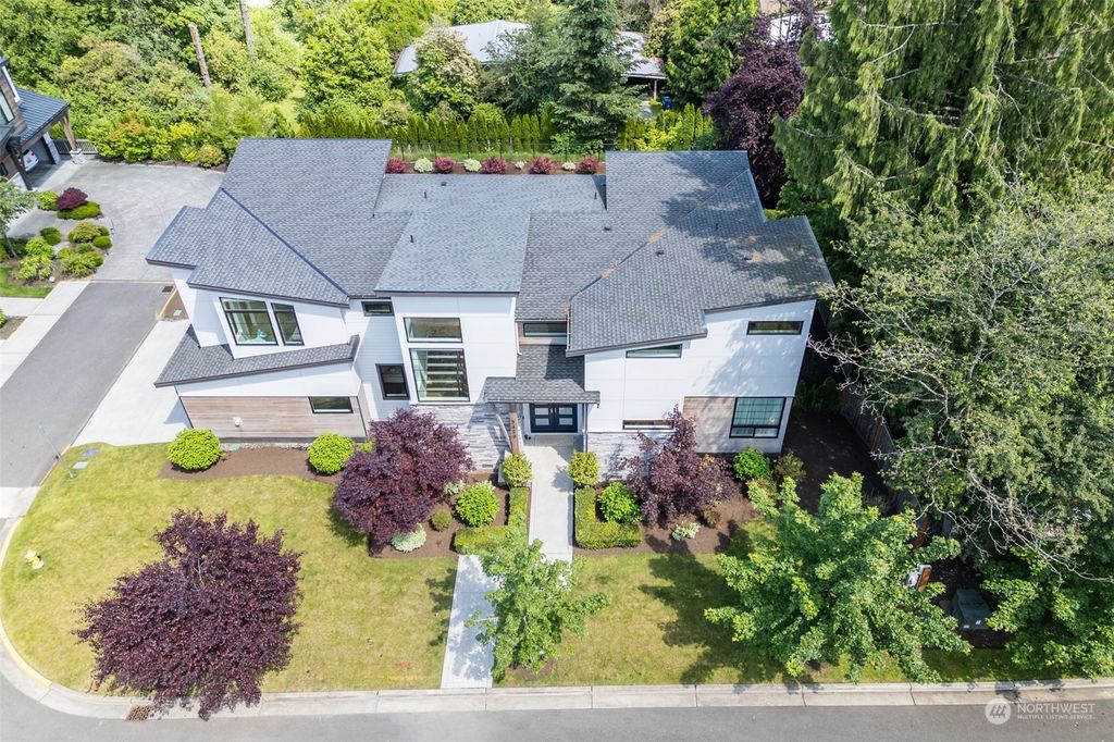 Photo of 5420 160th Place NE, Redmond, WA 98052 (MLS # 2248409)