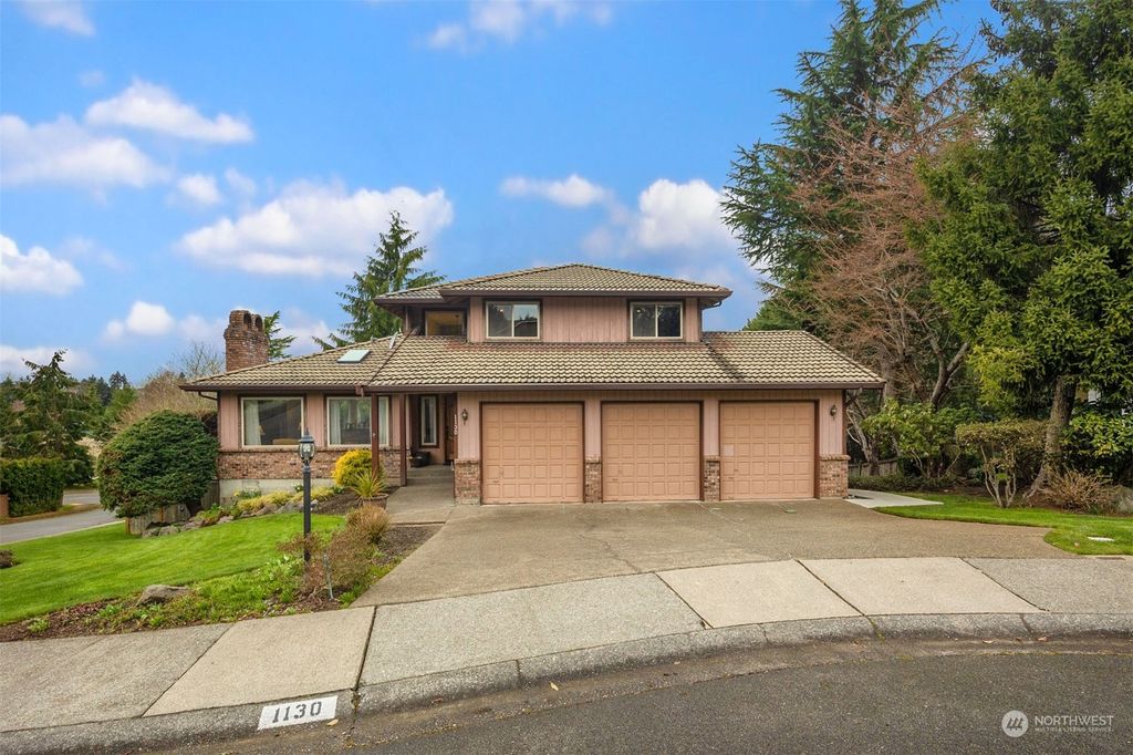 Photo of 1130 SW 322nd Street, Federal Way, WA 98023 (MLS # 2208988)