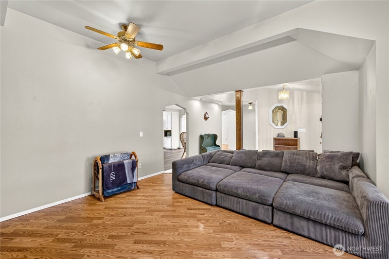 213 S 78th Avenue