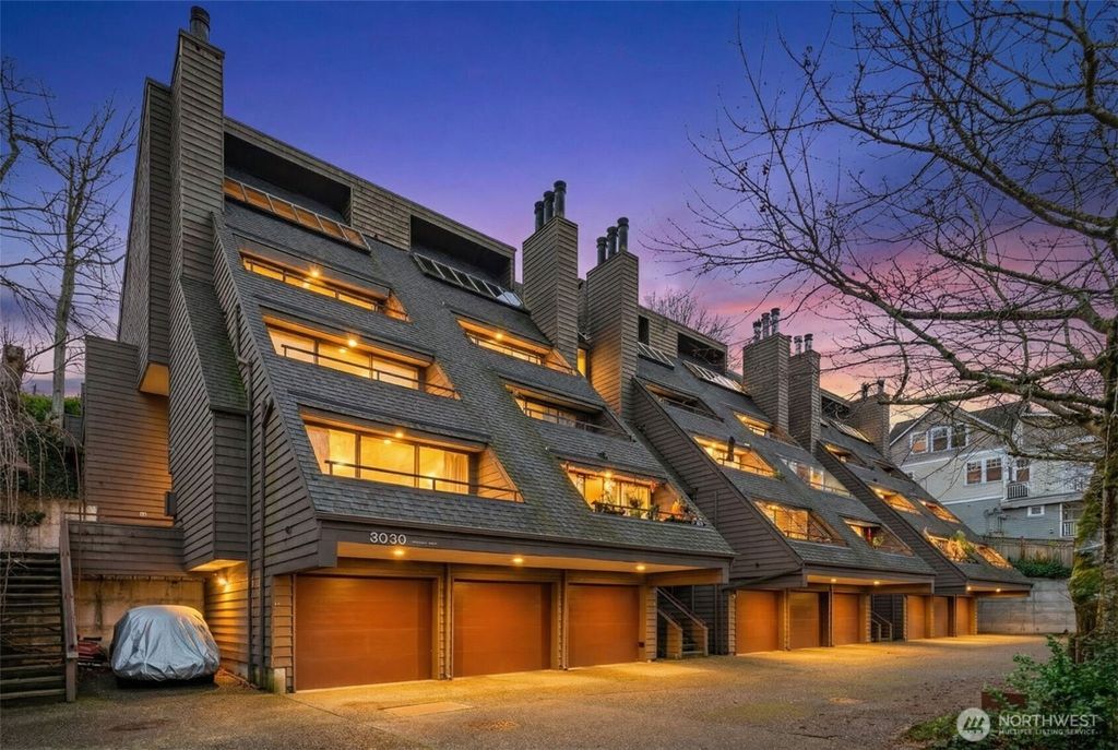 Photo of 3030 14th Avenue W #304, Seattle, WA 98119 (MLS # 2468058)