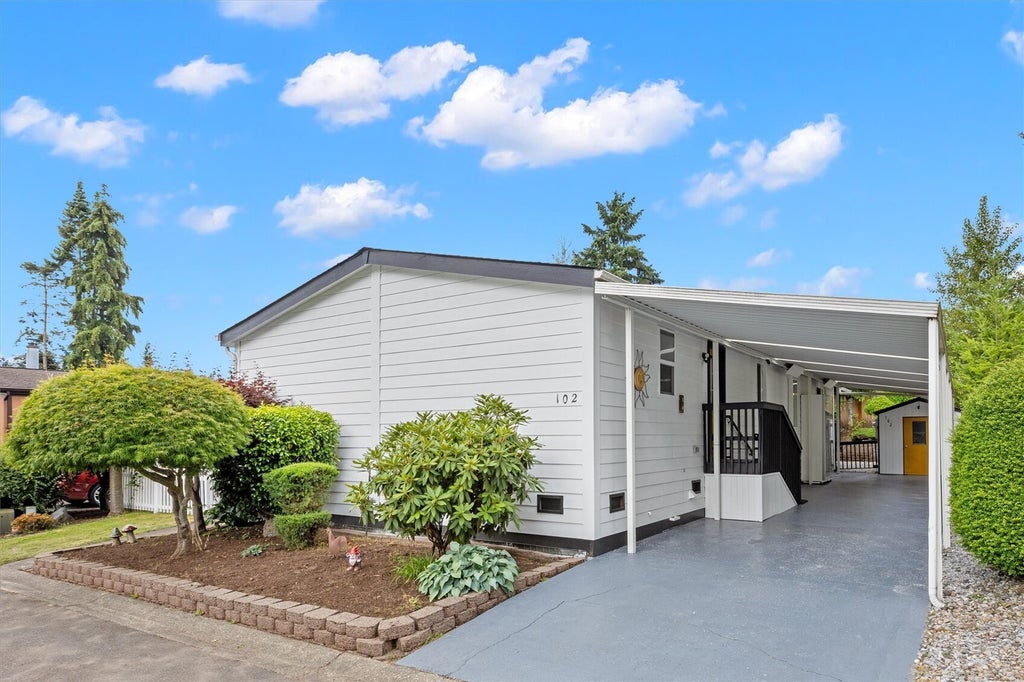 Photo of 2000 192nd Street #102, Bothell, WA 98012 (MLS # 2597301)