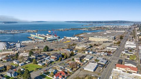Photo of 2912 Nassau Street, Everett, WA 98201 (MLS # 2481199)