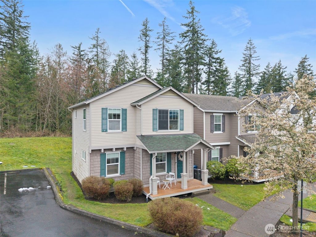 Photo of 6827 SE Gove Street #10, Snoqualmie, WA 98065 (MLS # 2492978)