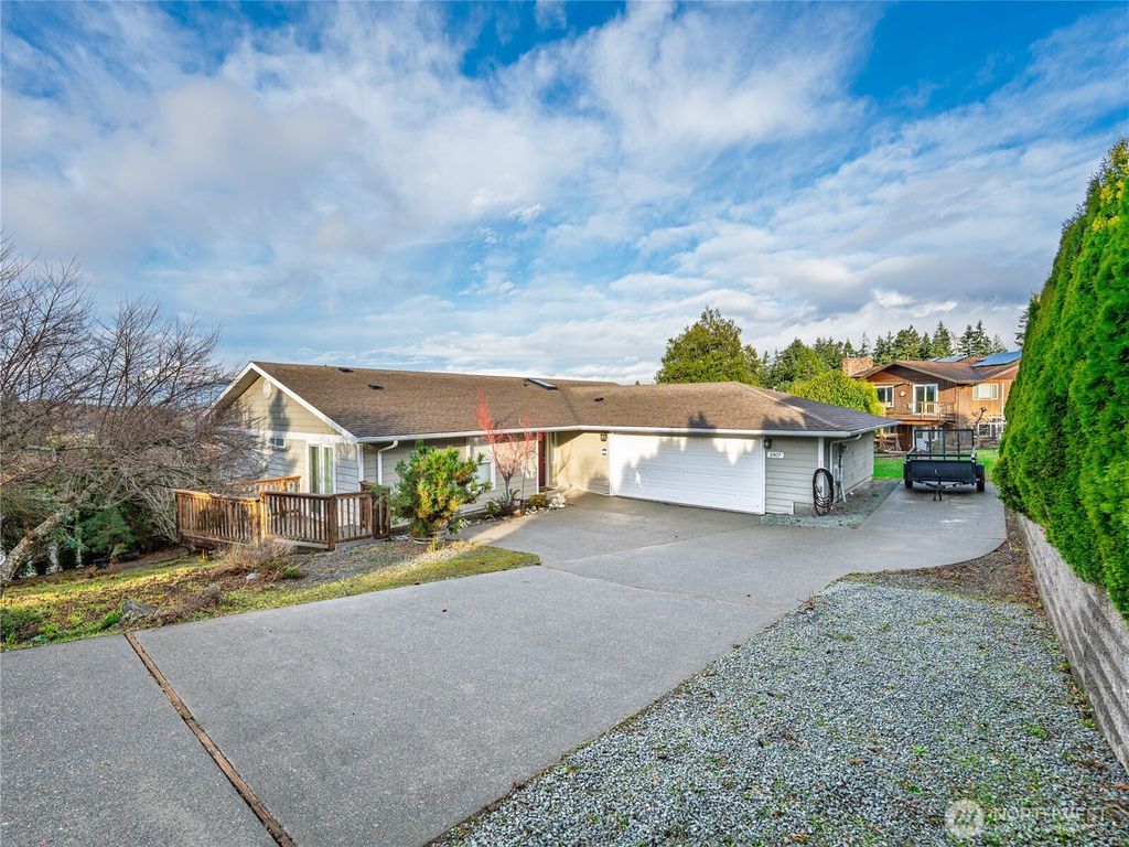 Photo of 1907 Tweed Place, Anacortes, WA 98221 (MLS # 2461532)
