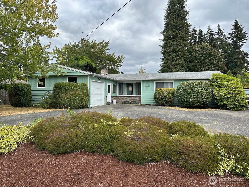 Photo of 18629 64th Avenue W, Lynnwood, WA 98037 (MLS # 2573432)