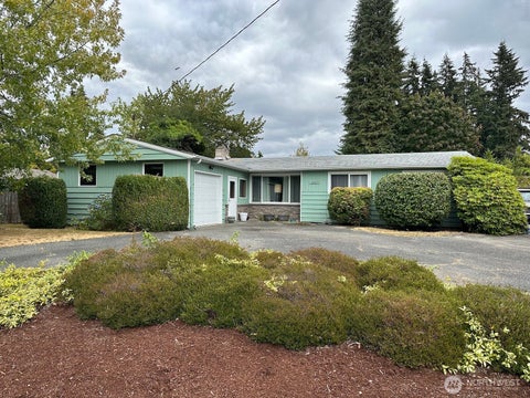 Photo of 18629 64th Avenue W, Lynnwood, WA 98037 (MLS # 2573432)