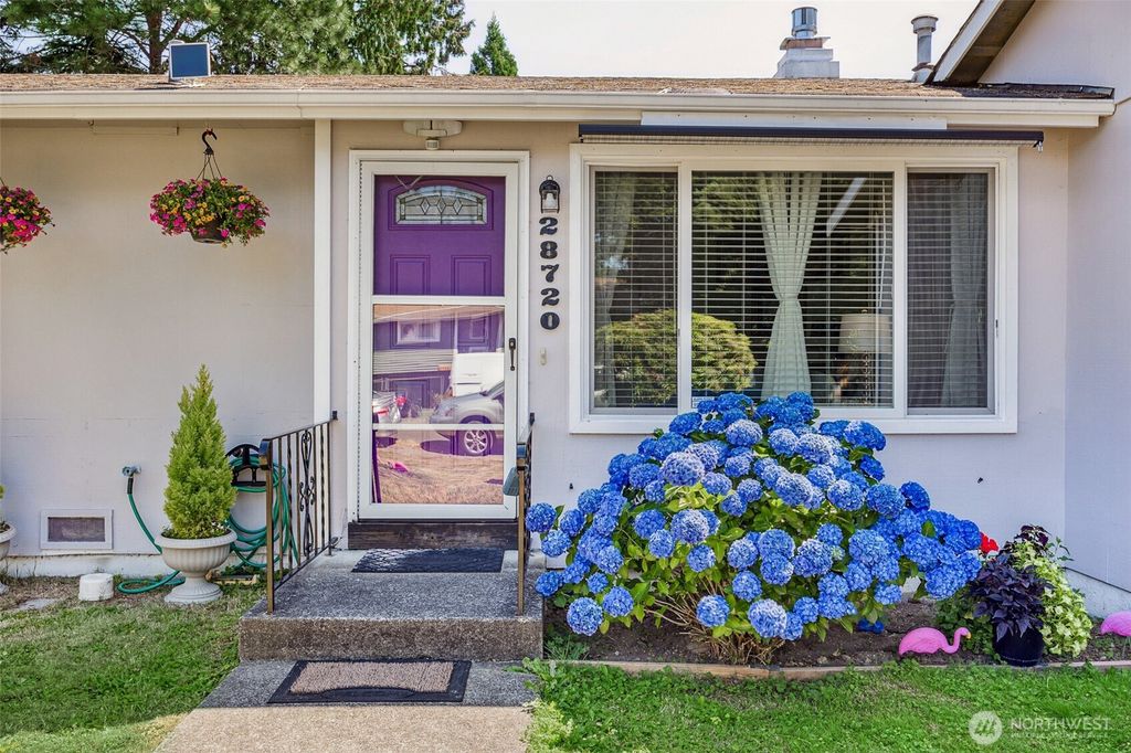 Photo of 28720 13th Avenue S, Federal Way, WA 98003 (MLS # 2443686)