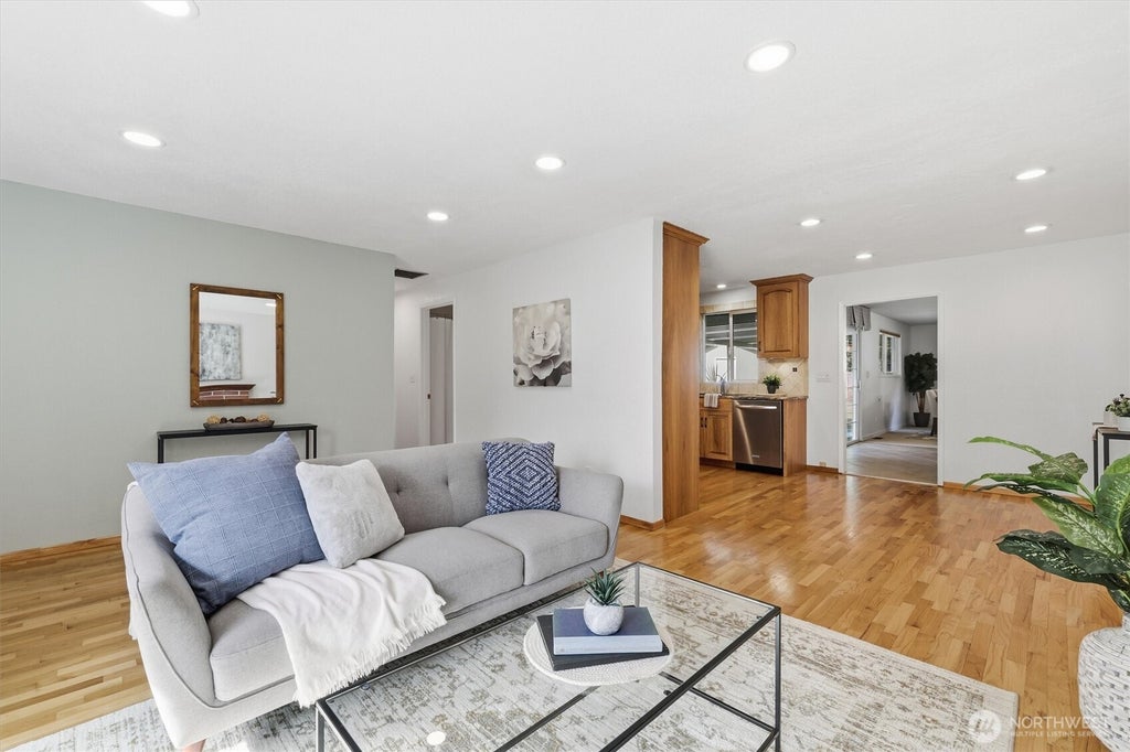 Photo of 4222 SE 3rd Street, Renton, WA 98059 (MLS # 2585805)