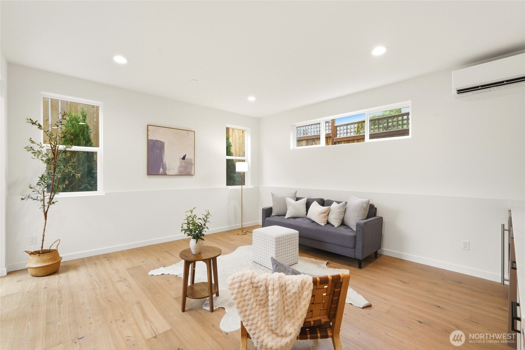 1512 NE 147th Street