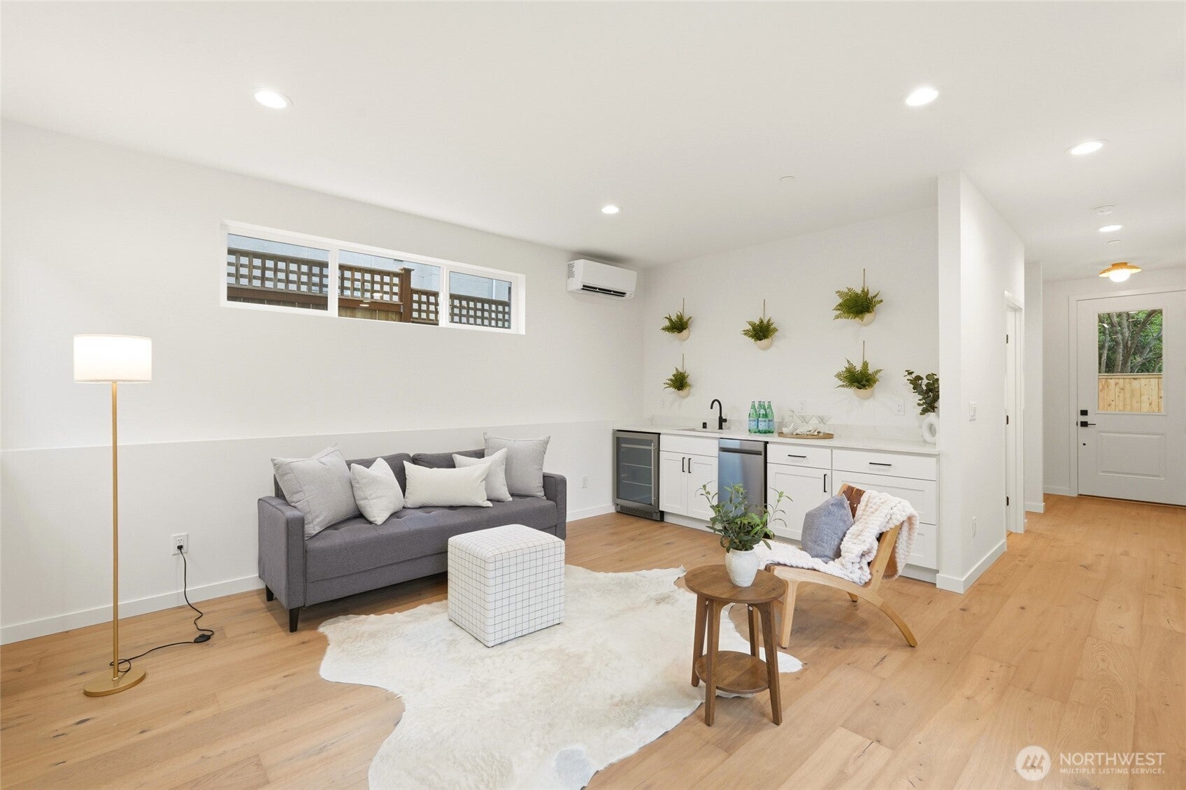 1512 NE 147th Street