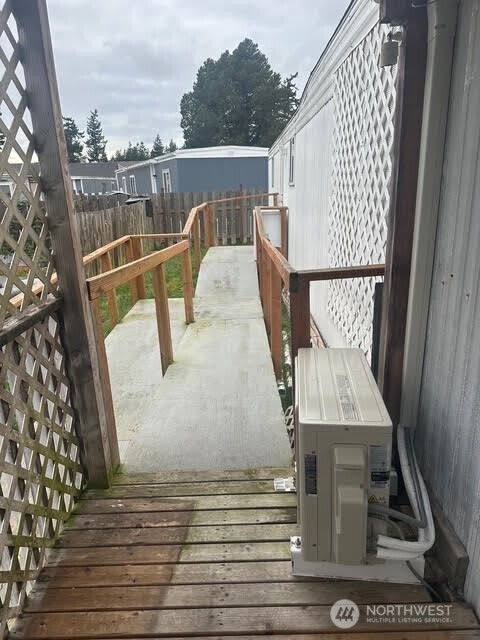 700 NW Crosby Avenue 106