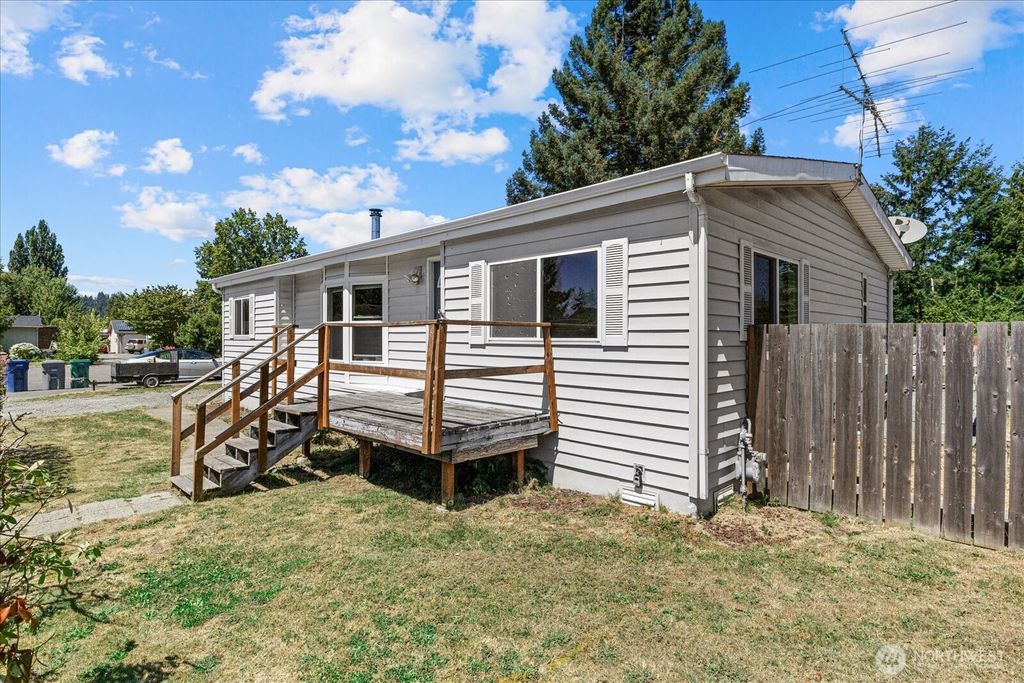 Photo of 419 2nd Avenue SE, Pacific, WA 98047 (MLS # 2411022)