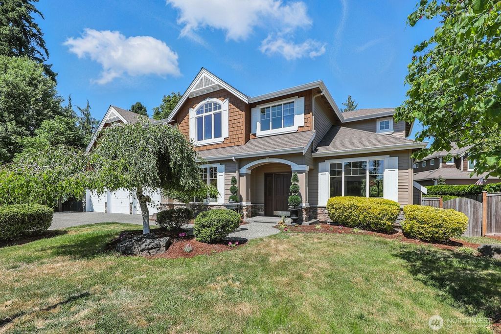 Photo of 3521 177th Place SW, Lynnwood, WA 98037 (MLS # 2473079)