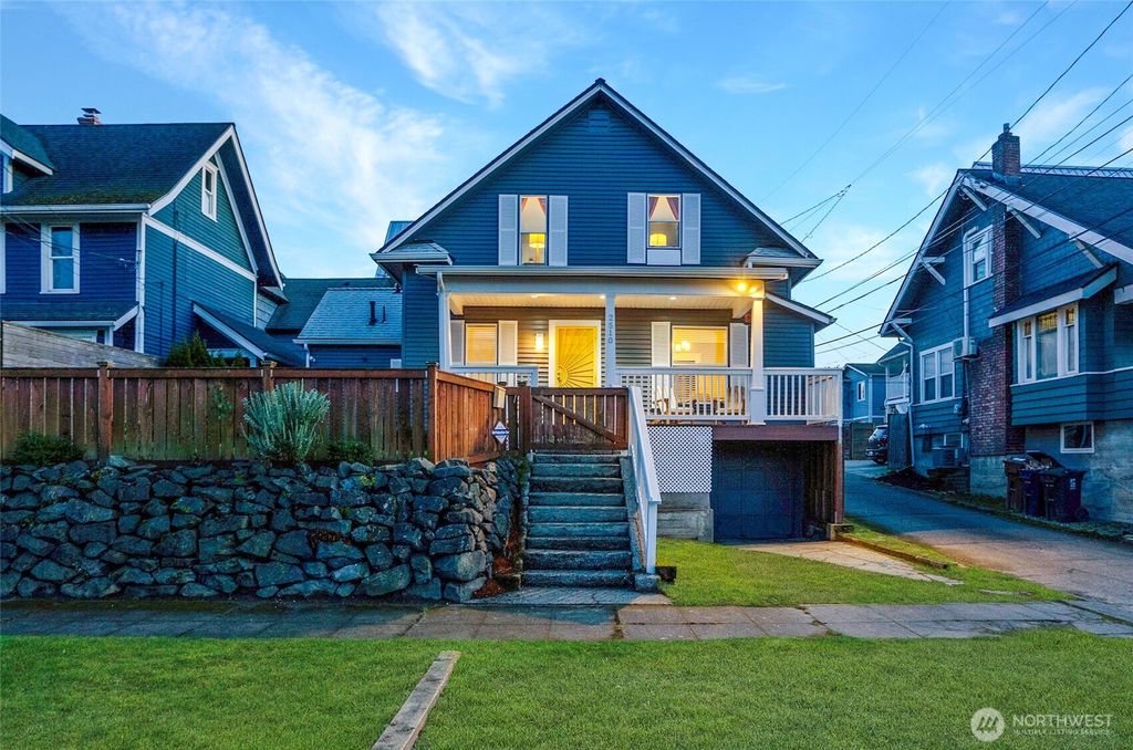 Photo of 2510 N 8th Street, Tacoma, WA 98406 (MLS # 2477448)