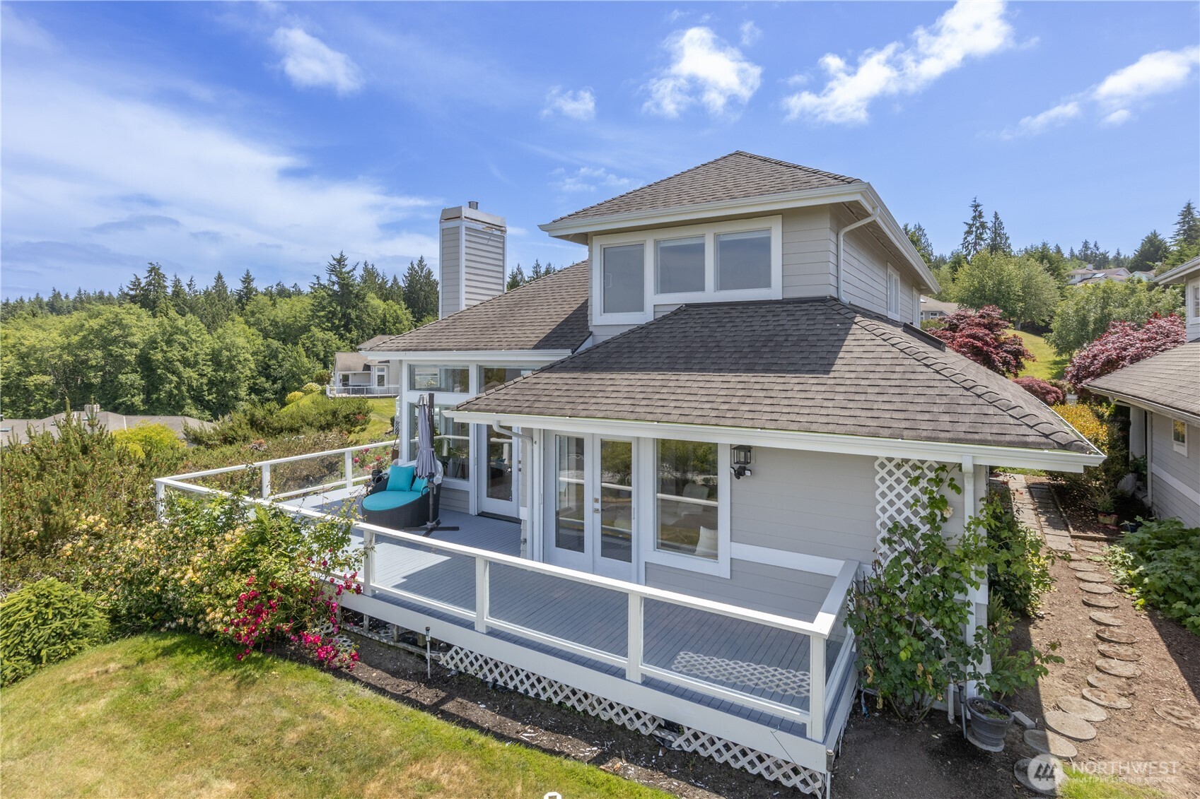 95 Martingale Place