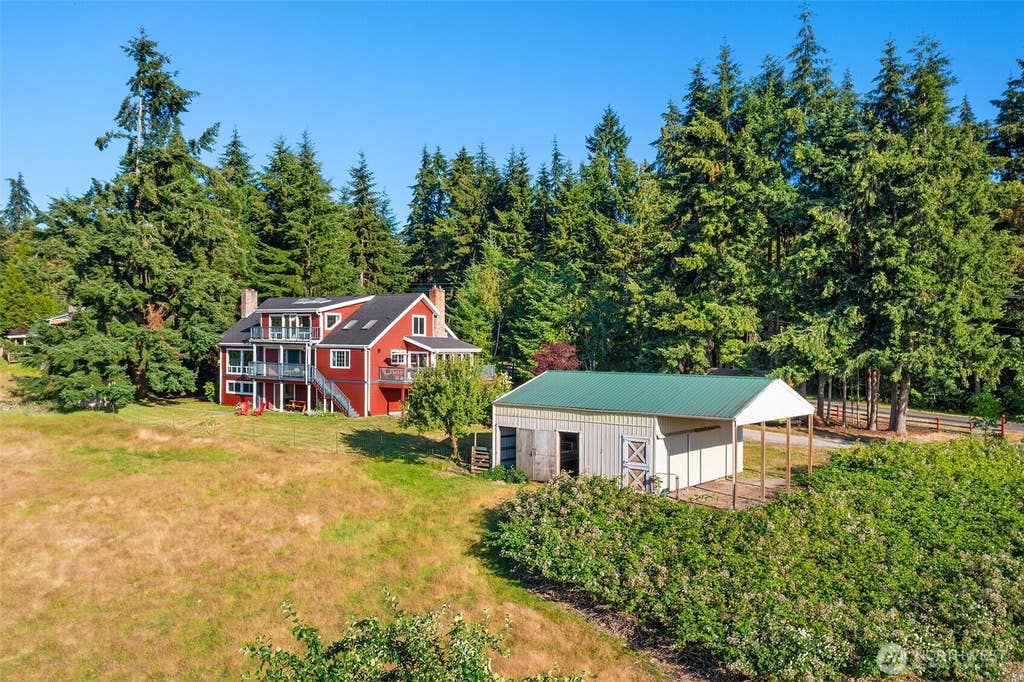 Photo of 7206 SW 248th Street, Vashon, WA 98070 (MLS # 2543952)