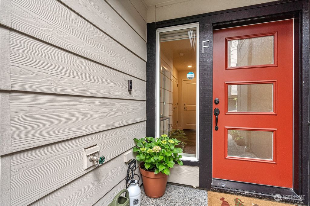 Photo of 616 237th Place SE #F, Bothell, WA 98021 (MLS # 2128404)