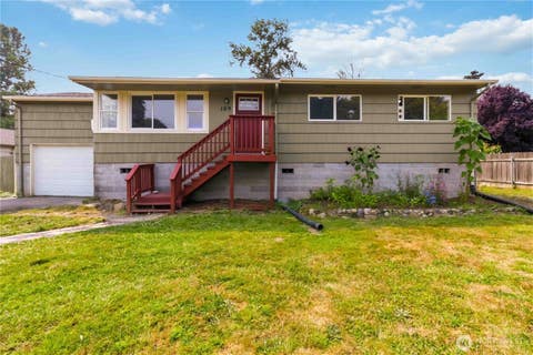 Photo of 109 Merritt Drive, Longview, WA 98632 (MLS # 2565559)