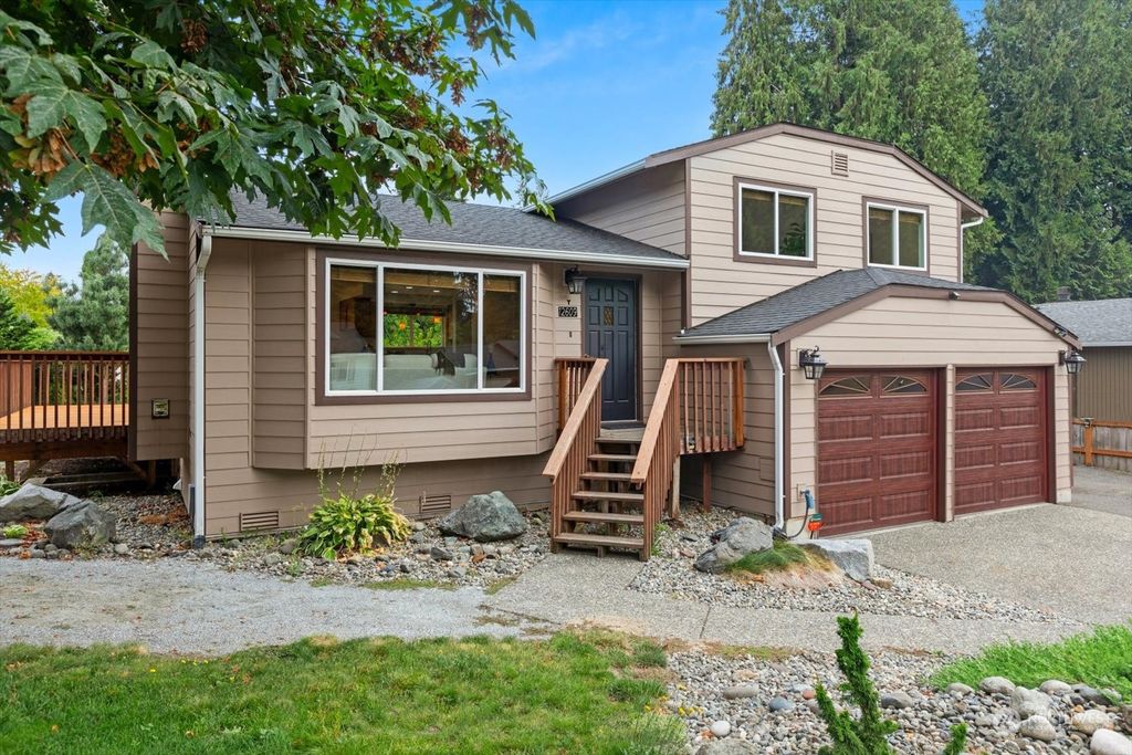 Photo of 12609 57th Drive SE, Snohomish, WA 98296 (MLS # 2282599)