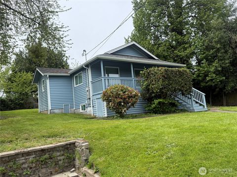 Photo of 11049 18th Avenue SW, Seattle, WA 98146 (MLS # 2526030)