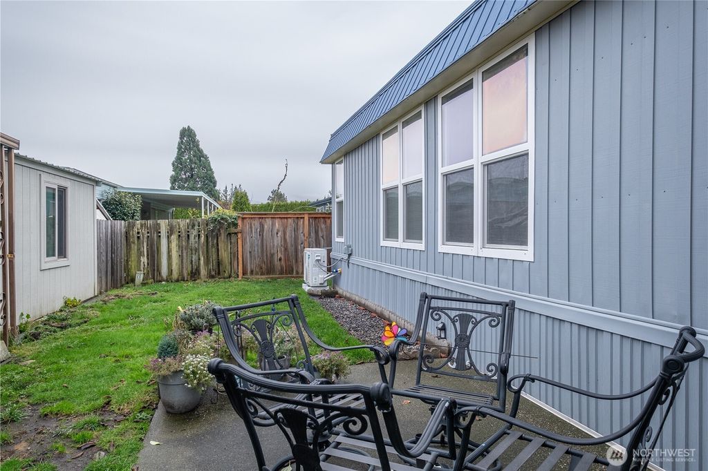 Photo of 225 NE Ernst St #51, Oak Harbor, WA 98277 (MLS # 2460421)