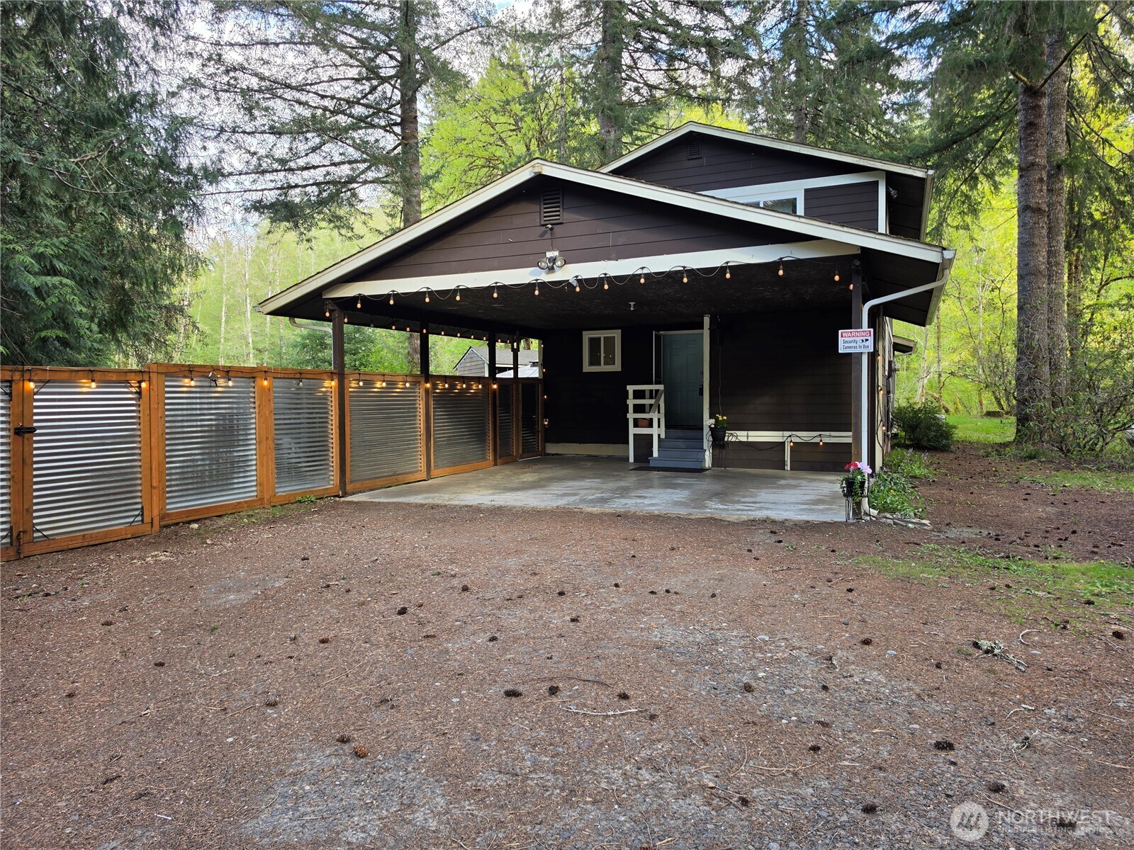 130 NE Evergreen Drive