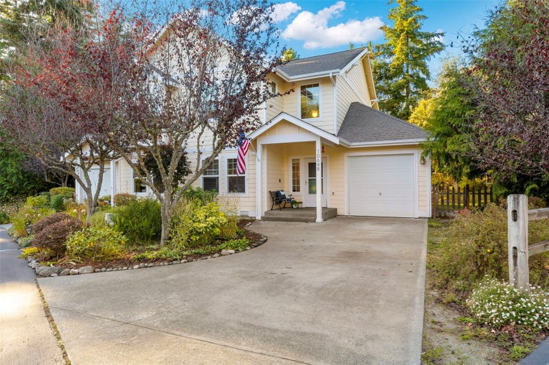 10648 NE Kingston Meadow Circle