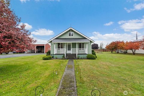 944 Willapa Road Raymond WA 98577