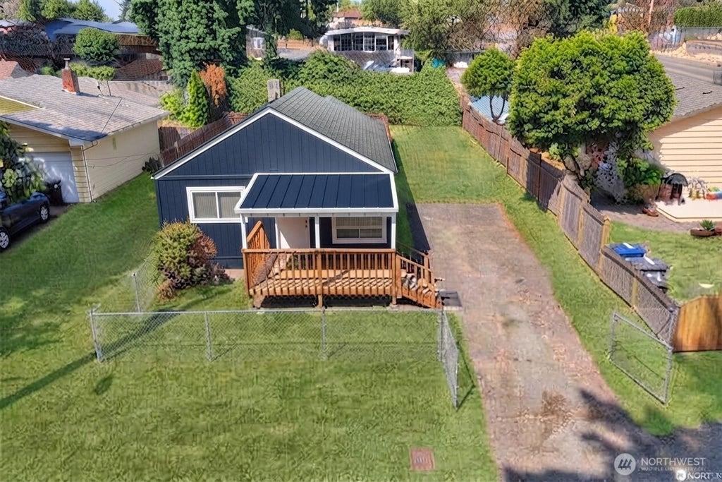 Photo of 12809 4th Avenue S, Burien, WA 98168 (MLS # 2582001)