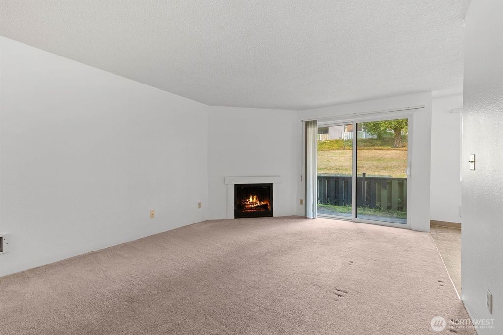 Photo of 2020 Grant Ave Ave S #B106, Renton, WA 98055 (MLS # 2432097)