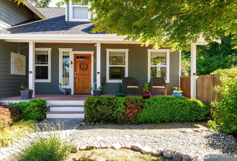 1796 Twin Oaks Lane