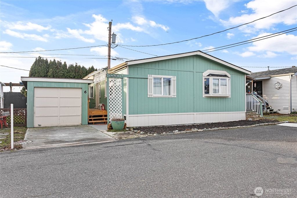 Photo of 2522 Old Highway 99 Road S #6, Mount Vernon, WA 98273 (MLS # 2472219)