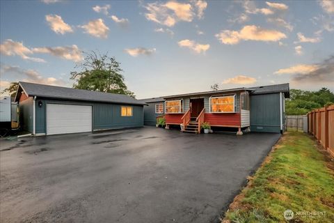 Photo of 7128 Ortelius Drive, Ilwaco, WA 98624 (MLS # 2438500)