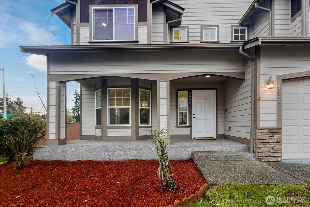 Photo of 29589 63rd Court S, Auburn, WA 98001 (MLS # 2476830)