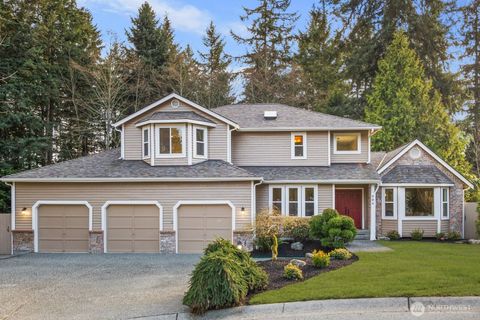Photo of 904 187th Place SW, Lynnwood, WA 98036 (MLS # 2482849)