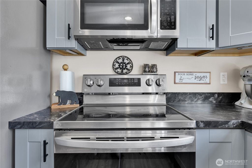 Photo of 918 Cleveland Avenue, Snohomish, WA 98290 (MLS # 2389824)