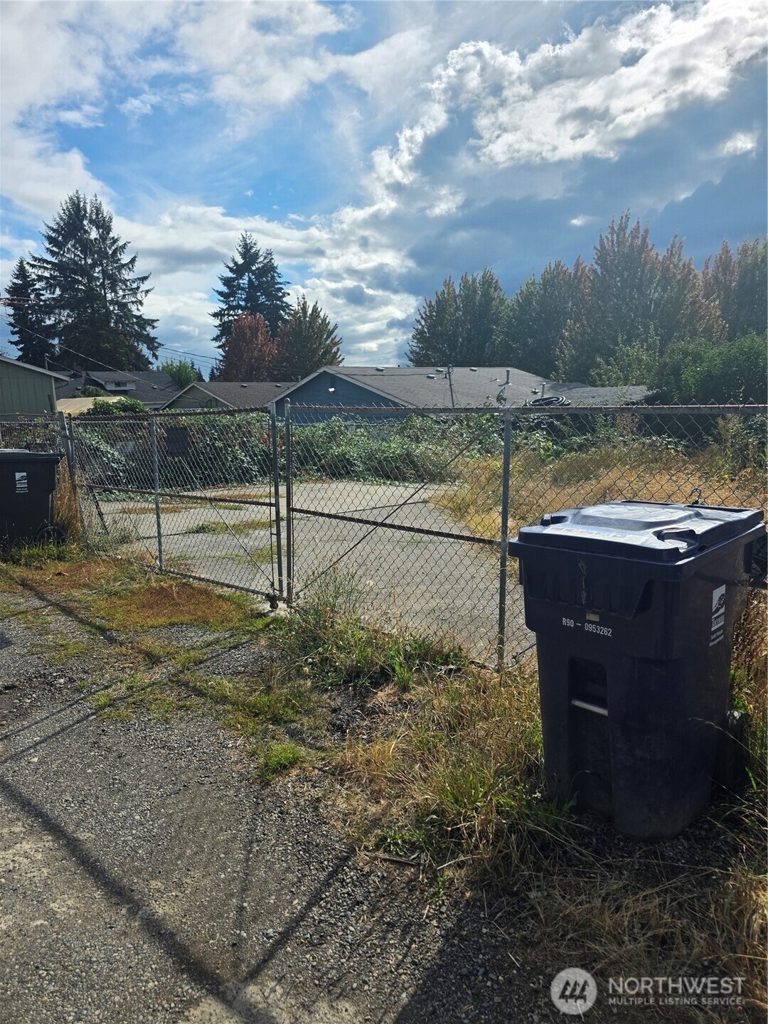 4025 S Bell