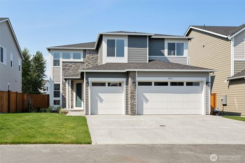 Photo of 18033 139TH Place E #16, Puyallup, WA 98374 (MLS # 2429322)