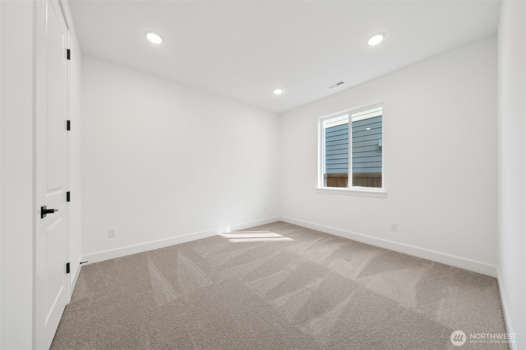 18033 139TH Place E 16