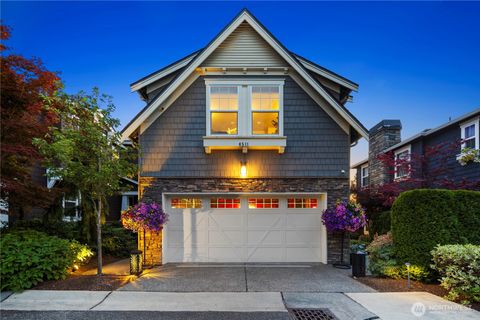 Photo of 6511 108th Avenue NE #3, Kirkland, WA 98033 (MLS # 2402091)