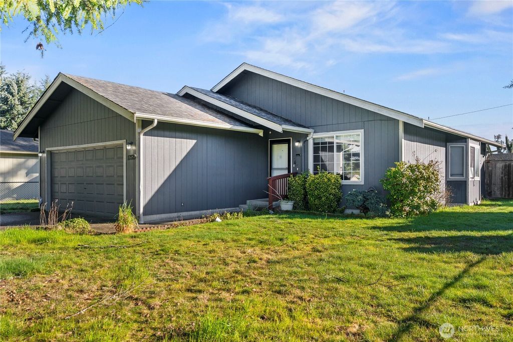 Photo of 17517 Park Avenue S, Spanaway, WA 98387 (MLS # 2482787)