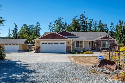 Photo of 2009 October Lane, Oak Harbor, WA 98277 (MLS # 2420658)