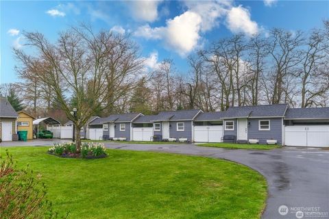 Photo of 13301 56th Avenue S, Tukwila, WA 98178 (MLS # 2430736)