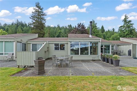 Photo of 22 Marigold Drive #13, Bellingham, WA 98229 (MLS # 2441518)
