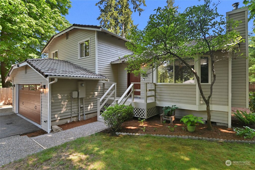 Photo of 4522 130th Street SE, Everett, WA 98208 (MLS # 2068694)